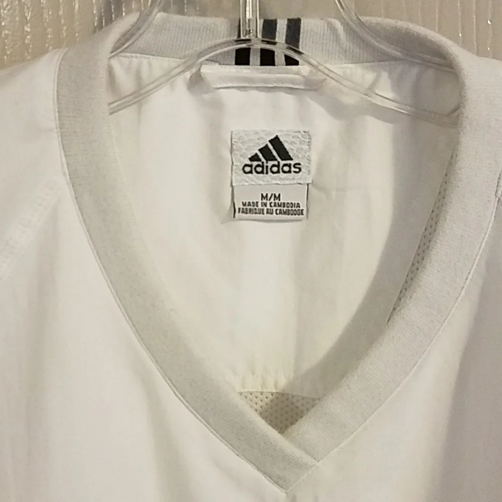 Adidas brand men's pullover size Medium Golf